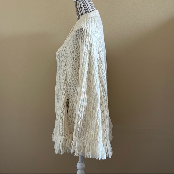Vintage Sally Gee Women’s Cream Knit Boho Hippie Button Up Poncho Fit Up To XL - Picture 2 of 11